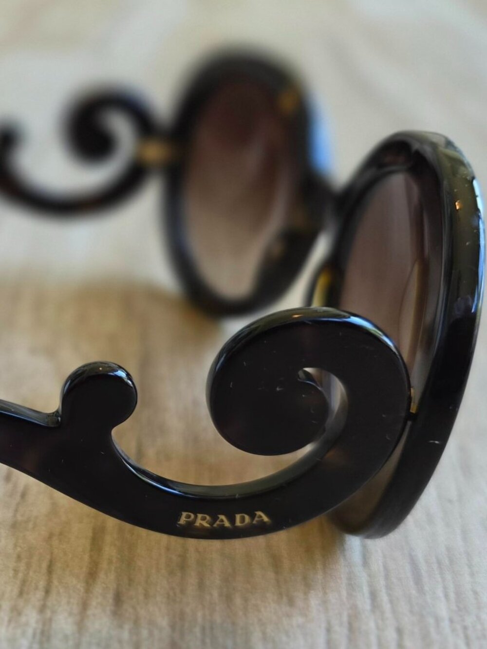 Prada SPR Minimal Baroque Oversize Round tortoise Sunglasses - Picture 5 of 7